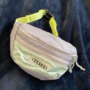 Brand new Burton hip pack